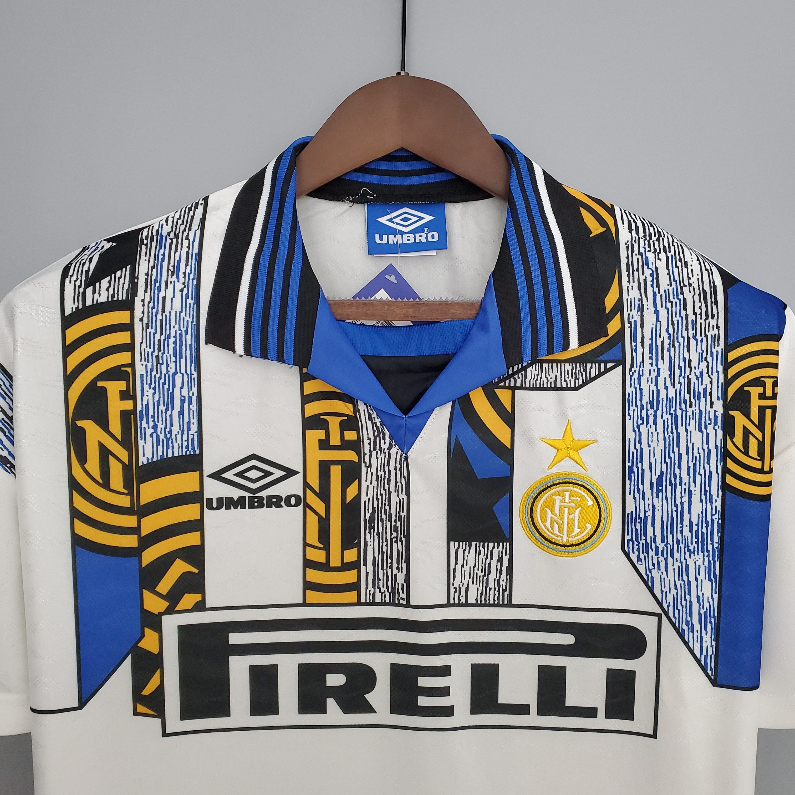 Inter Milan 96-97 | Retro Away