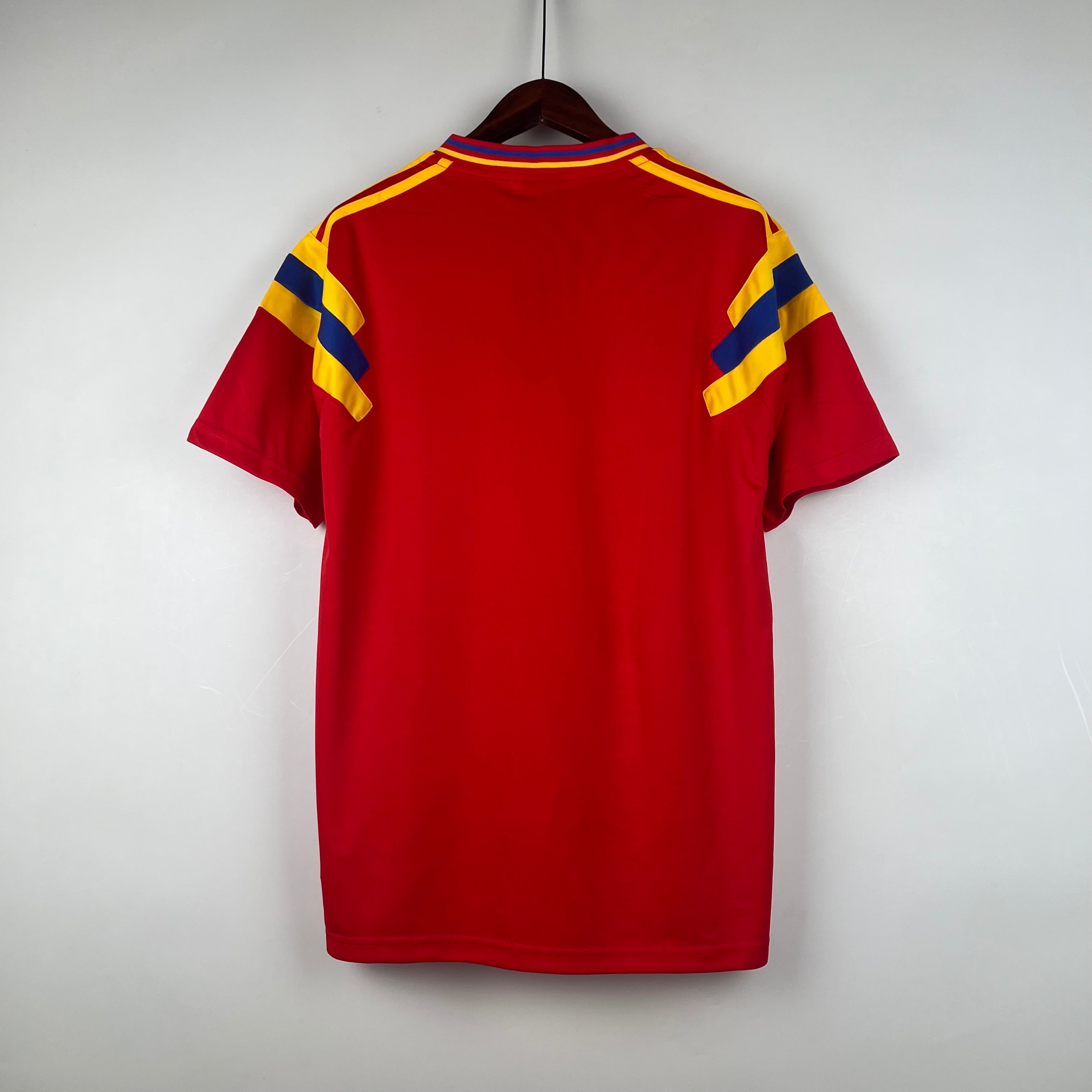 Colombia 1990 | Retro Away