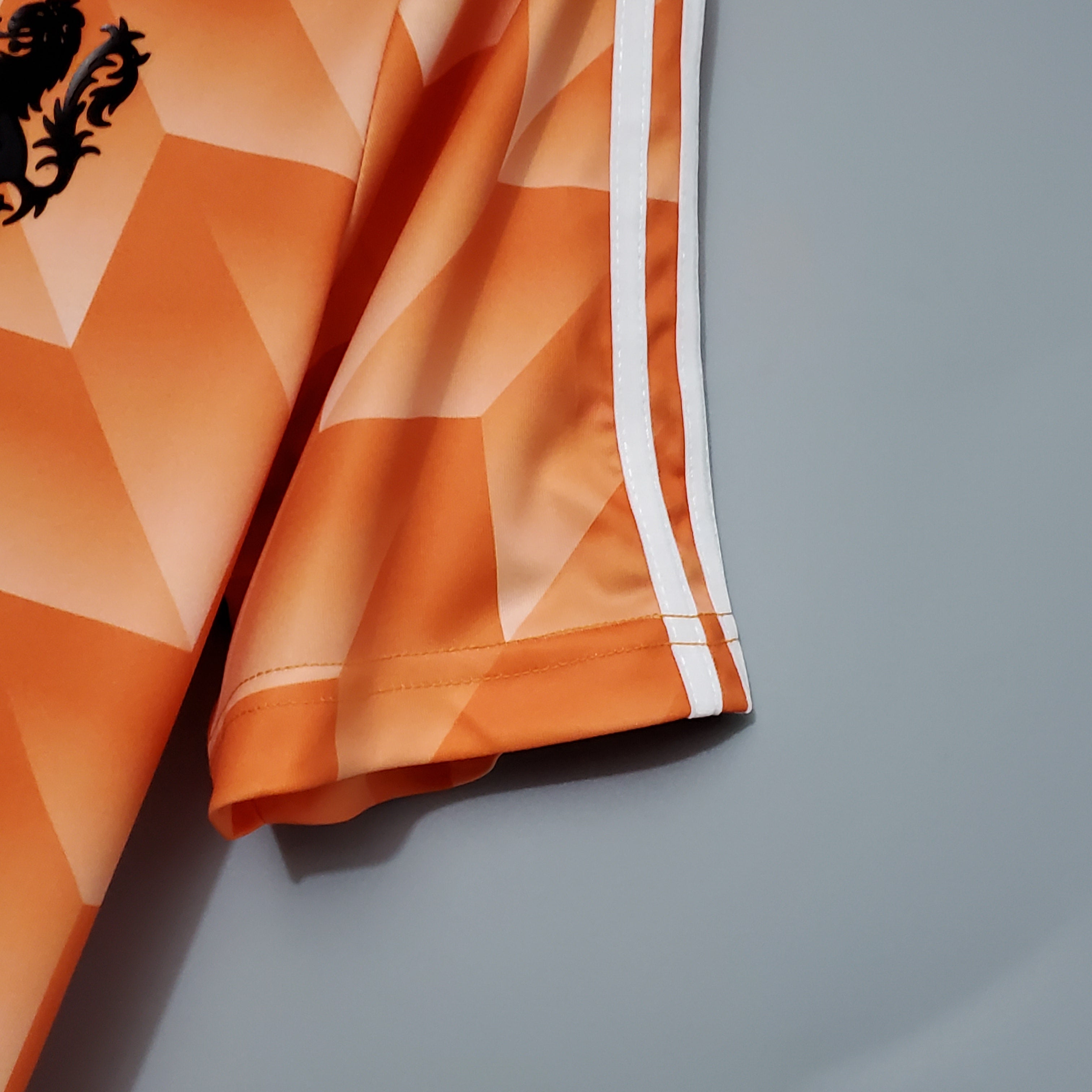 Holland 1988 | Retro Home