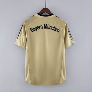 Bayern Munich 04-05 | Retro Away