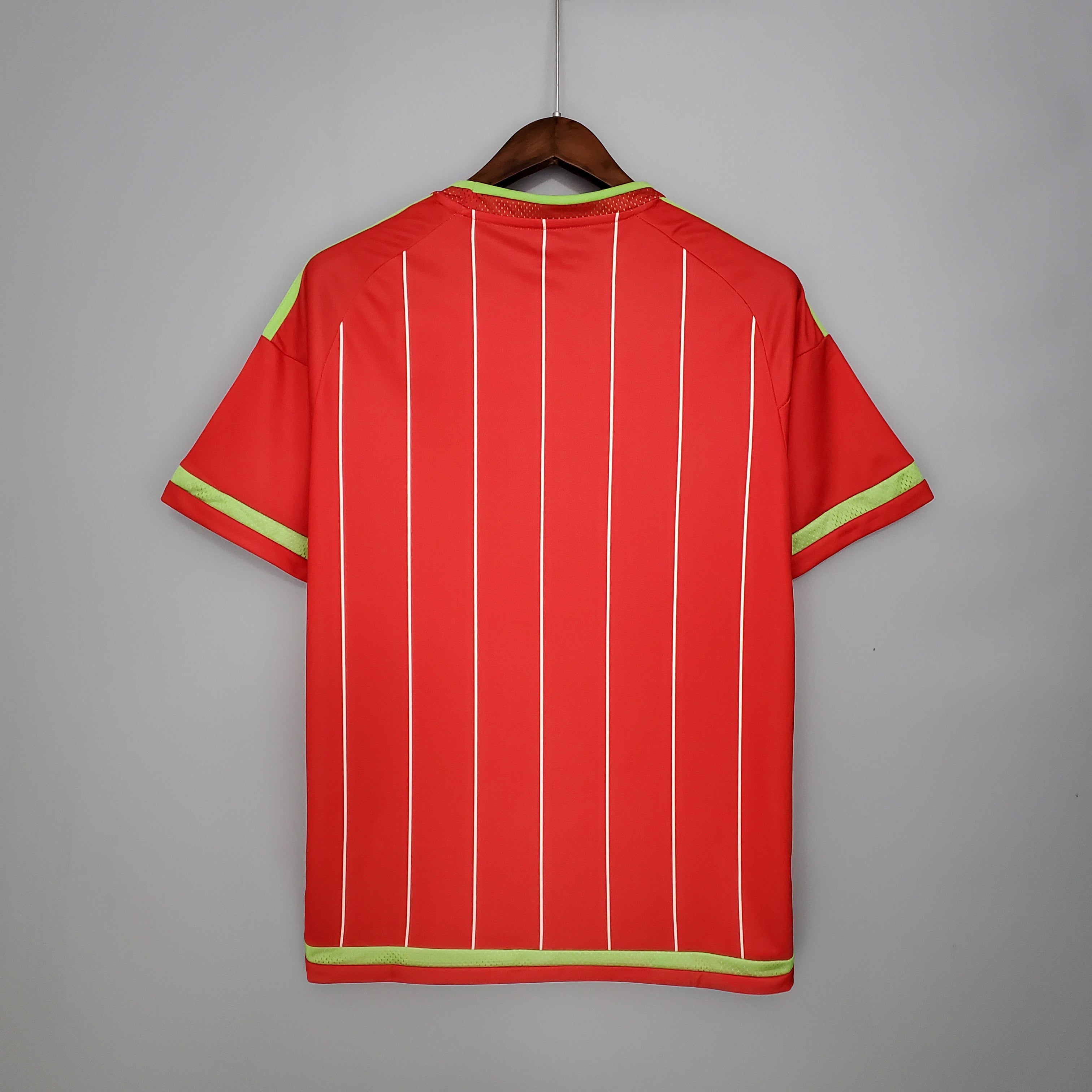 Wales 15-16 | Retro Home